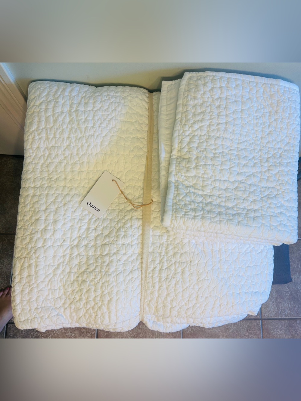 NWT Quince White Organic Cotton Hand Stitched Quilt and Sham Set! - Picture 8 of 12
